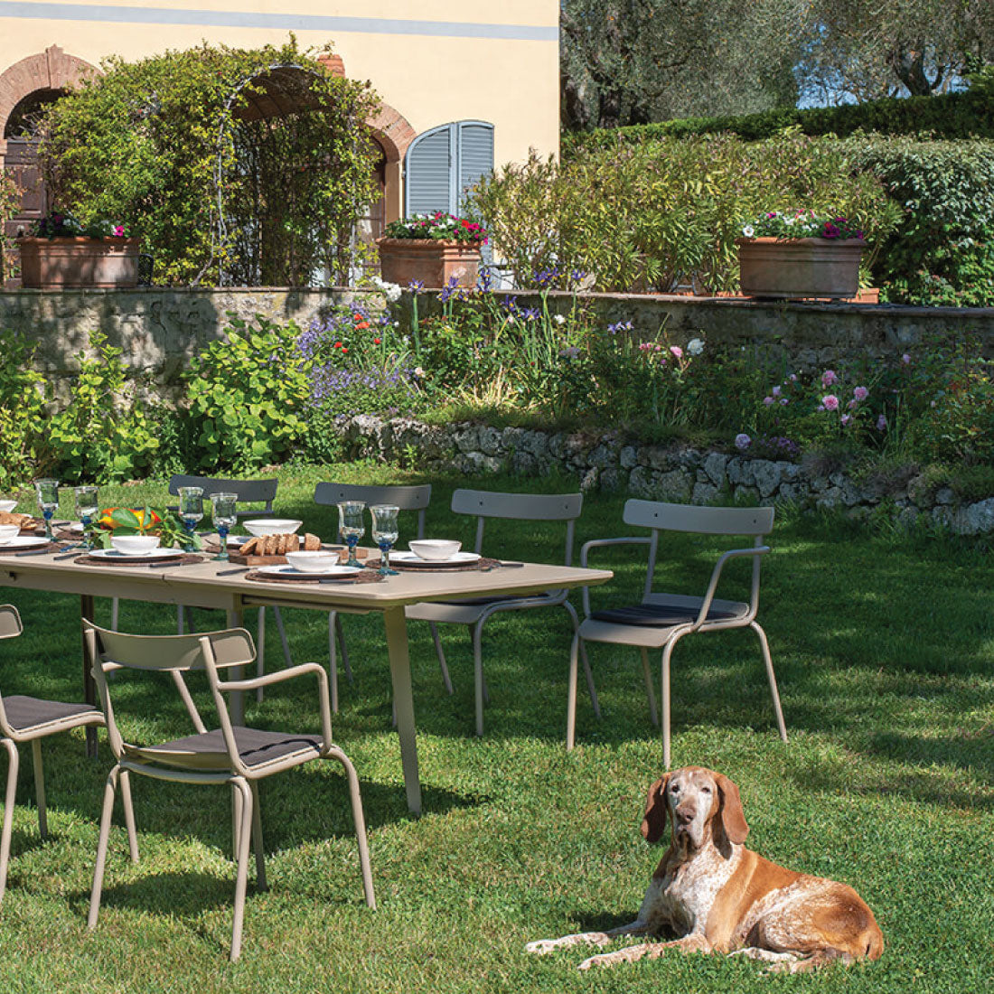 Mesa Extensible Plus4 de Emu