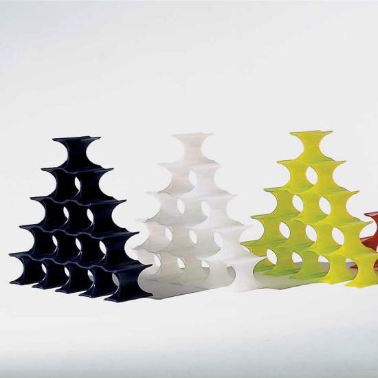 Botellero Infinity de Kartell
