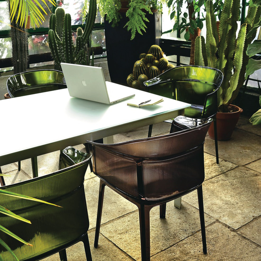 Silla Papyrus de Kartell