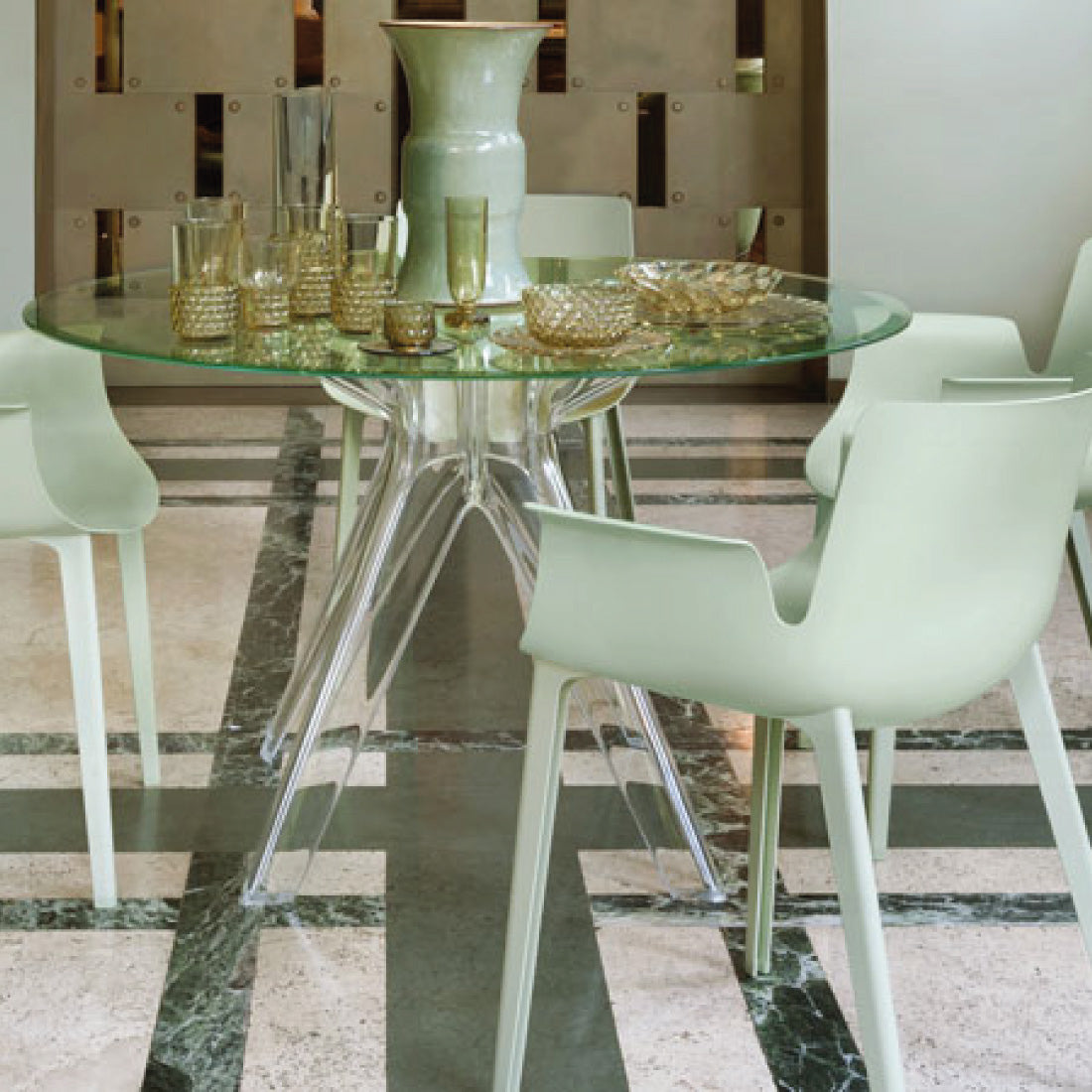 Mesa Sir Giò de Kartell