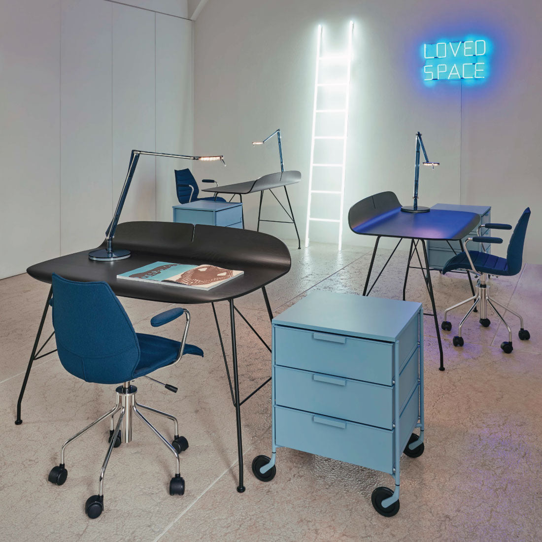 Escritorio Earl of Wood de Kartell